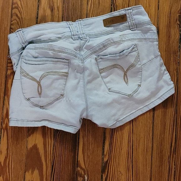 Jean shorts - Picture 2 of 2